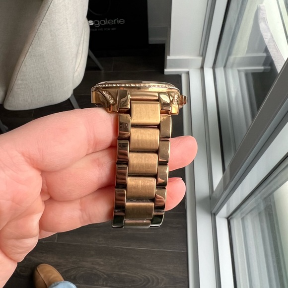 Michael Kors Watch (Rose Gold) - Picture 6 of 6